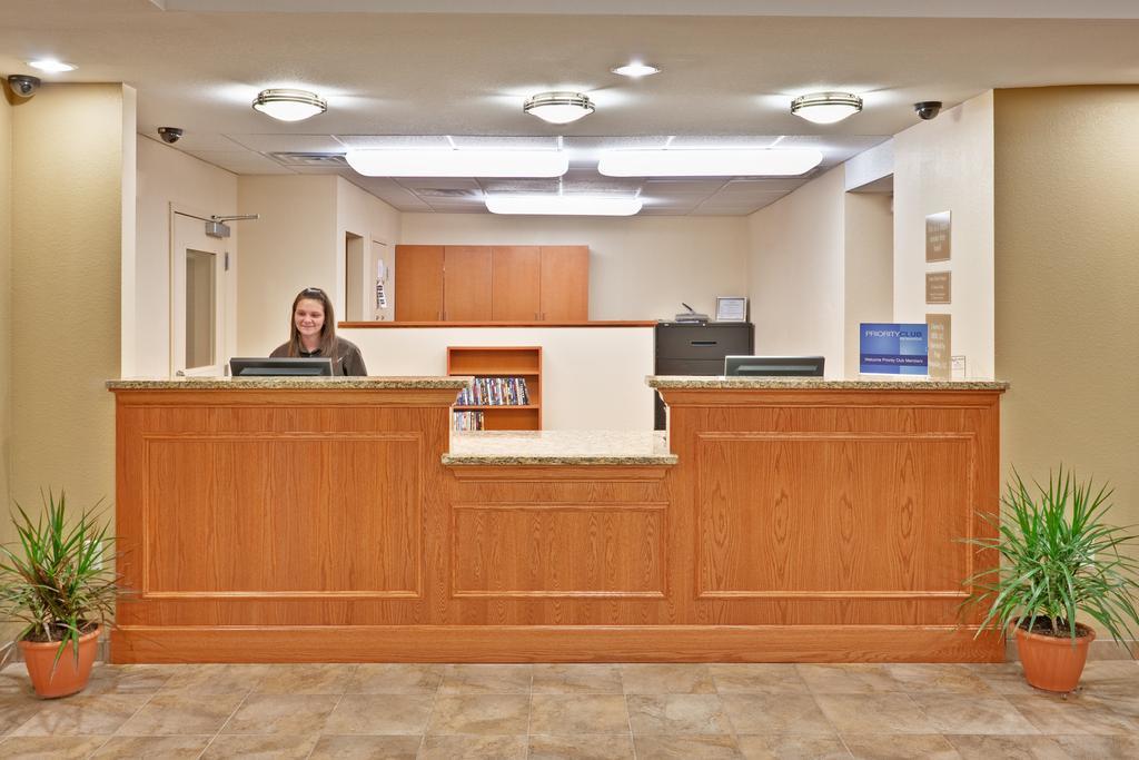 Best Western Plus Crawfordsville Hotel Interior photo